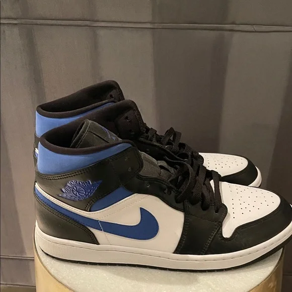 Nike Men's Air Jordan’s Black, White, and Blue Sneakers - Picture 4 of 5